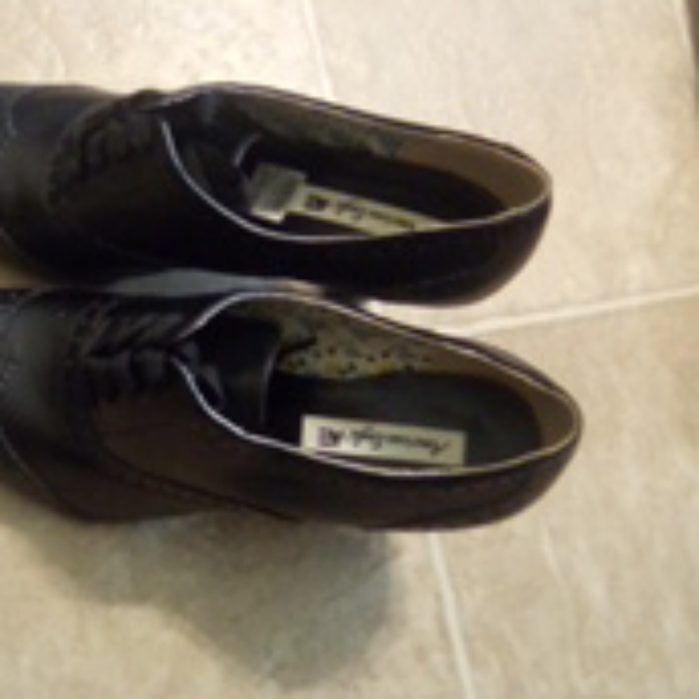 Nice 1920 short heel shoe